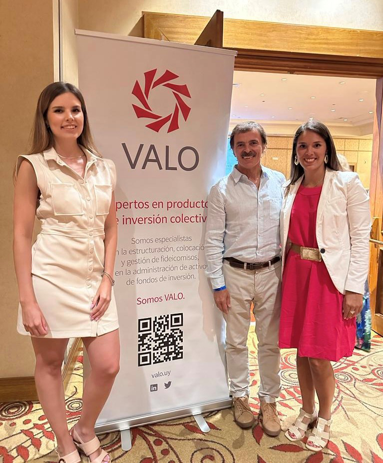 Camila Vezzoso, Norberto Mathys y Germaine Caviglia, de VALO.